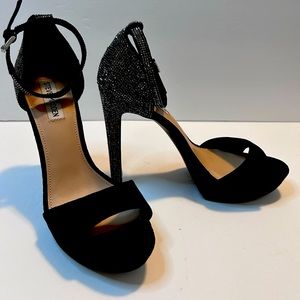 Steve Madden Kisha Jeweled Platform Sandals Black Size 9M EUC